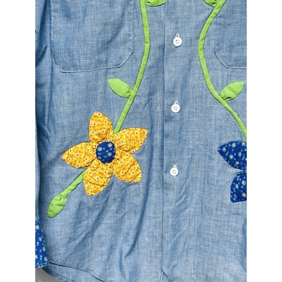 VTG 1970's Chambray Button Up Shirt Puffed Quilted Flowers Stems & Leaves M ? - Picture 2 of 10